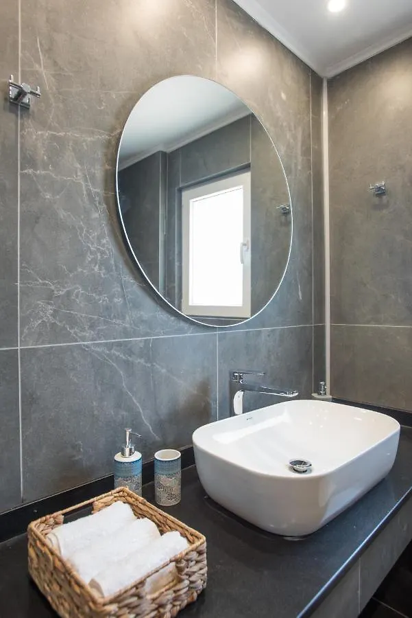 Modern Knossos Apartment Mastambas